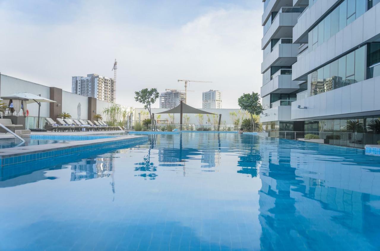 Waterfront Downtown- Damac Maison Canal View Дубай Екстер'єр фото